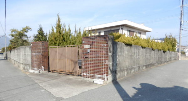 加古川市西神吉町鼎、中古一戸建ての間取り画像です