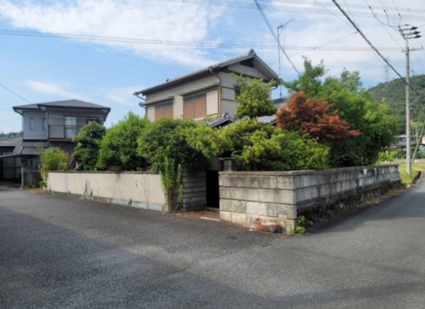 加古川市東神吉町天下原、中古一戸建ての画像です