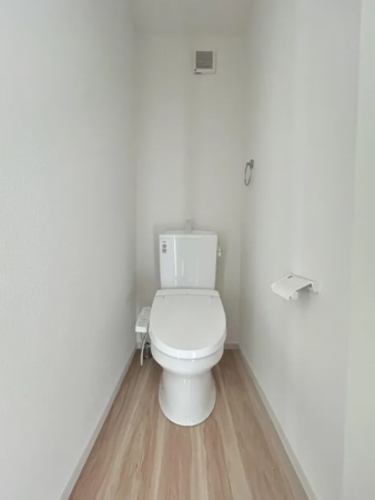 船橋市海神、新築一戸建てのトイレ画像です