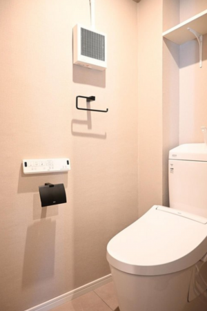 船橋市西船、マンションのトイレ画像です