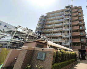 船橋市前原西、マンションの外観画像です