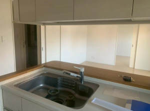 船橋市二子町、マンションのキッチン画像です