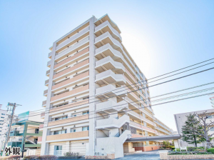 船橋市山野町、マンションの外観画像です