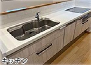 市川市菅野、中古一戸建てのキッチン画像です