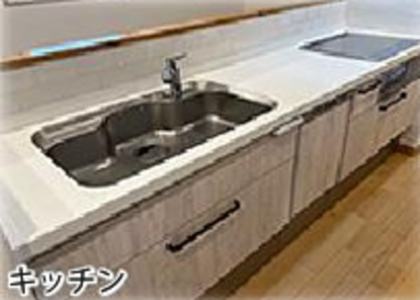 市川市菅野、中古一戸建てのキッチン画像です