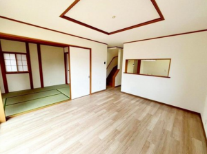 船橋市前貝塚町、中古一戸建ての画像です