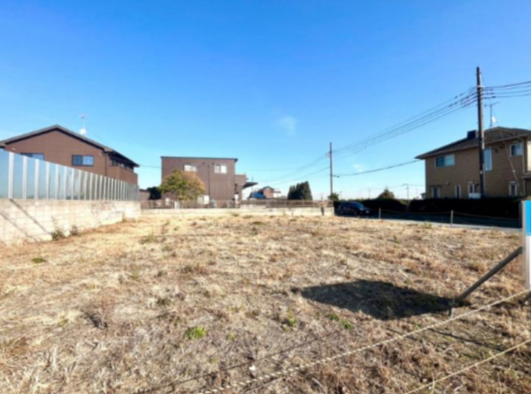 吉川市大字南広島、土地の画像です