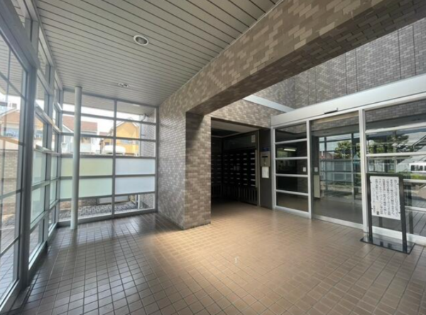 吉川市保、マンションの画像です