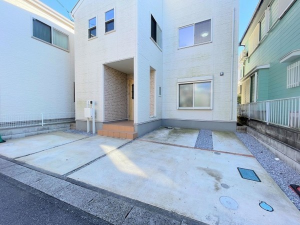 三郷市彦糸、中古一戸建ての画像です