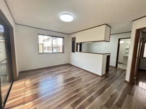三郷市早稲田、中古一戸建ての画像です
