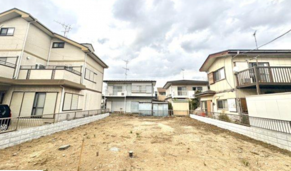 吉川市新栄、土地の画像です