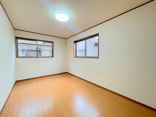 三郷市戸ケ崎、中古一戸建ての画像です