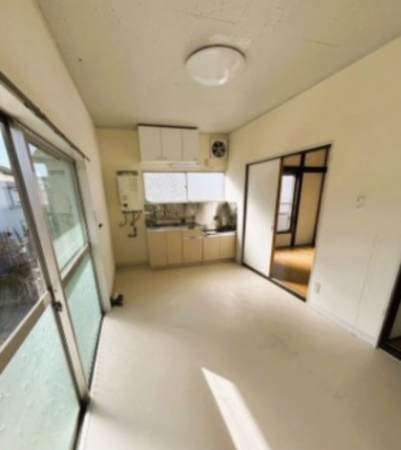 三郷市戸ケ崎、マンションの画像です