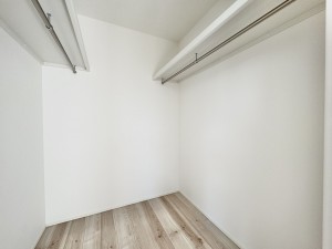 三郷市小谷堀、中古一戸建ての画像です