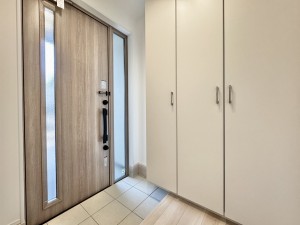 三郷市小谷堀、中古一戸建ての画像です