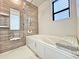 三郷市小谷堀、中古一戸建ての画像です