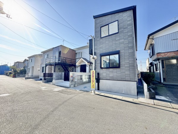 三郷市小谷堀、中古一戸建ての画像です