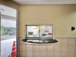 三郷市三郷、マンションの画像です