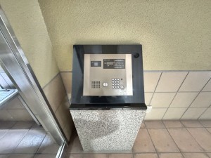 三郷市三郷、マンションの画像です