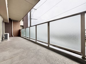 三郷市三郷、マンションの画像です