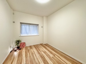 三郷市三郷、マンションの画像です