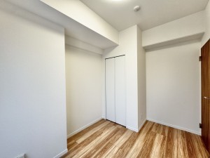 三郷市三郷、マンションの画像です