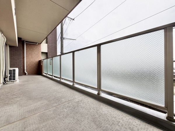 三郷市三郷、マンションの画像です