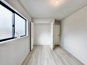 三郷市中央、新築一戸建ての画像です