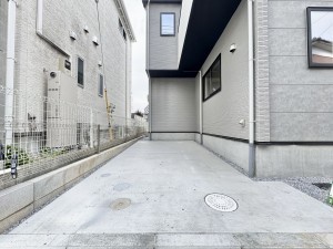 三郷市中央、新築一戸建ての画像です