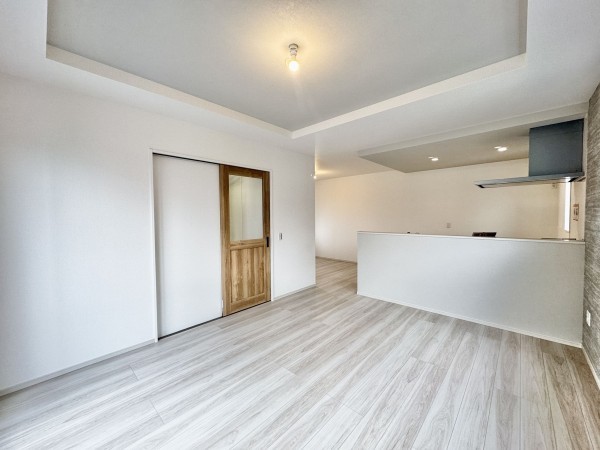 三郷市中央、新築一戸建ての画像です