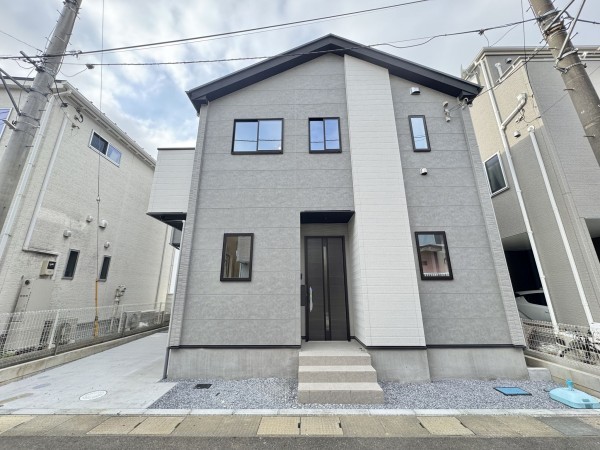 三郷市中央、新築一戸建ての画像です