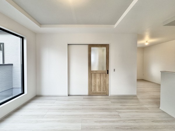 三郷市中央、新築一戸建ての画像です