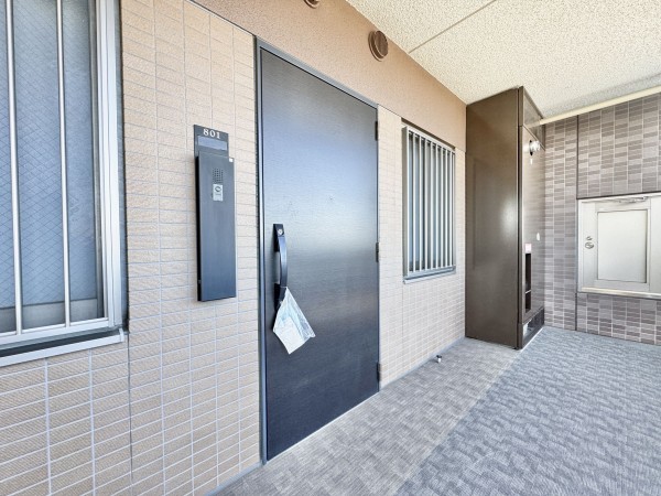 三郷市彦成、マンションの画像です