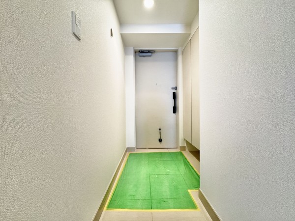 三郷市彦成、マンションの画像です