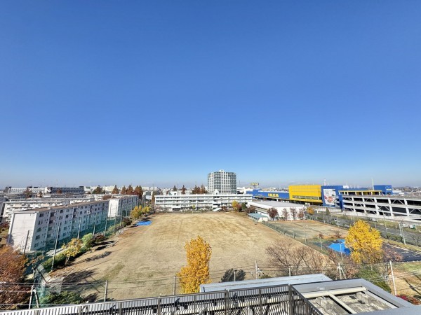 三郷市彦成、マンションの画像です