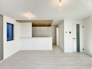 吉川市新栄、新築一戸建ての画像です