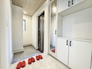 吉川市新栄、新築一戸建ての画像です