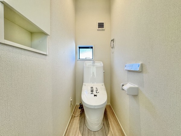 吉川市新栄、新築一戸建ての画像です