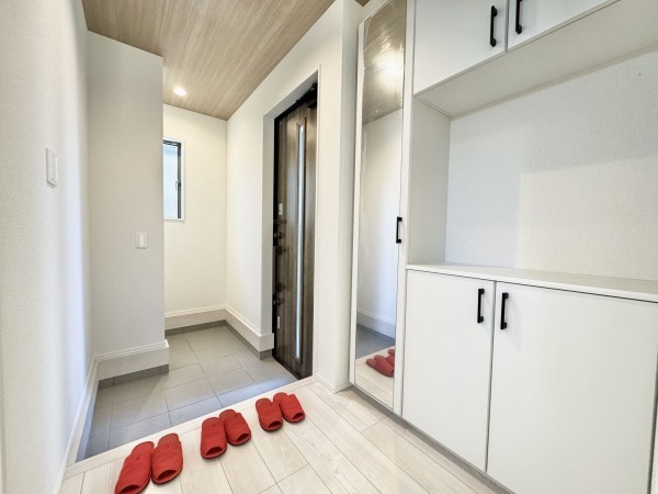 吉川市新栄、新築一戸建ての画像です