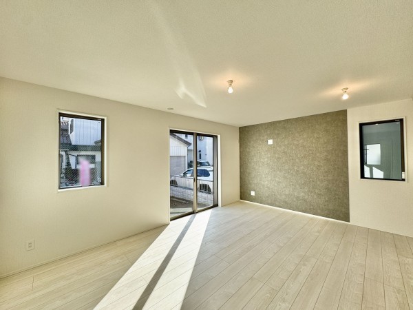 吉川市新栄、新築一戸建ての画像です