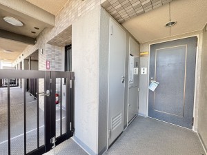 三郷市三郷、マンションの画像です