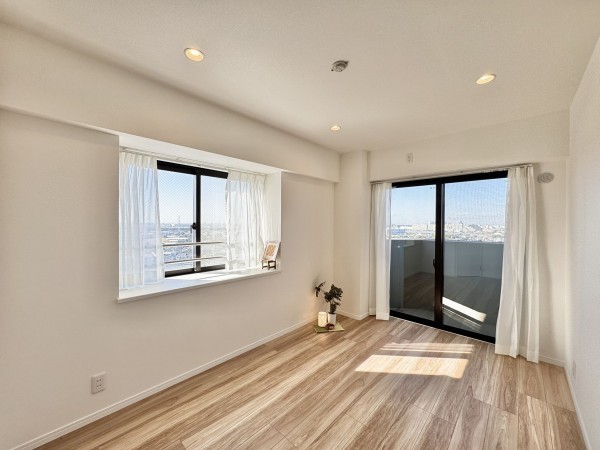 三郷市三郷、マンションの画像です