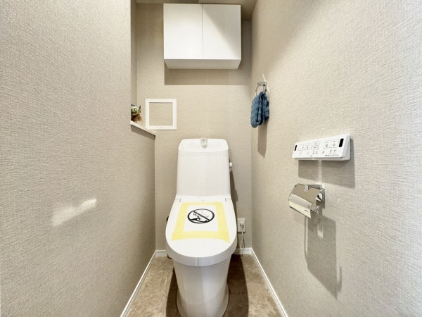 三郷市三郷、マンションの画像です