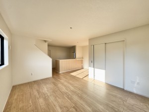 吉川市中井、新築一戸建ての画像です