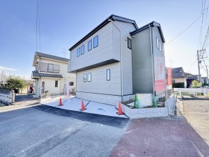 吉川市中井、新築一戸建ての画像です
