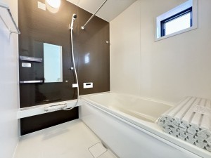 吉川市中井、新築一戸建ての画像です