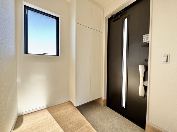 吉川市中井、新築一戸建ての画像です