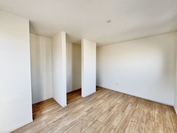 吉川市中井、新築一戸建ての画像です