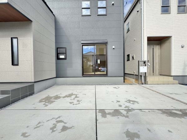 吉川市大字保、新築一戸建ての画像です