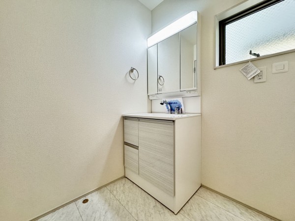 吉川市大字保、新築一戸建ての画像です